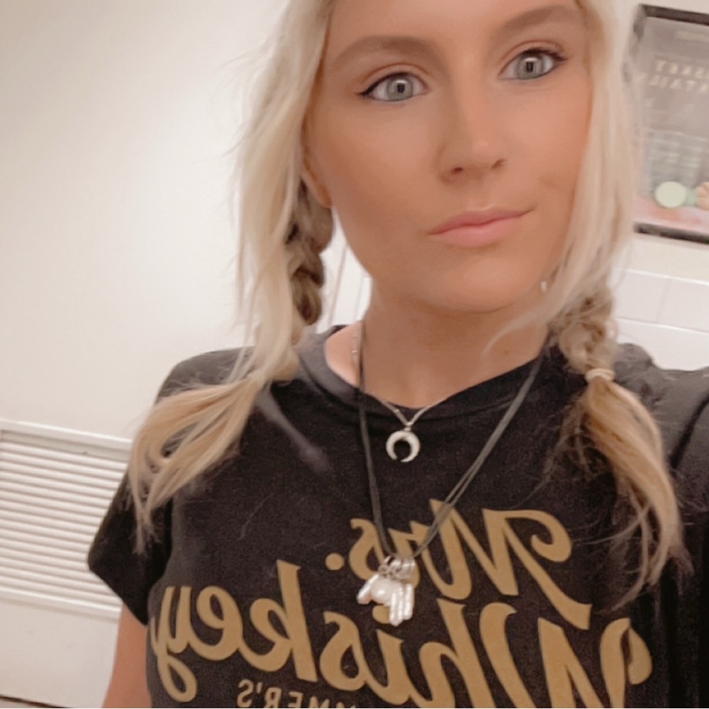 𝙼𝚎𝚎𝚝 𝚈𝚘𝚞𝚛 𝙿𝚘𝚜𝚑𝚎𝚛 🌻❁☼➳
